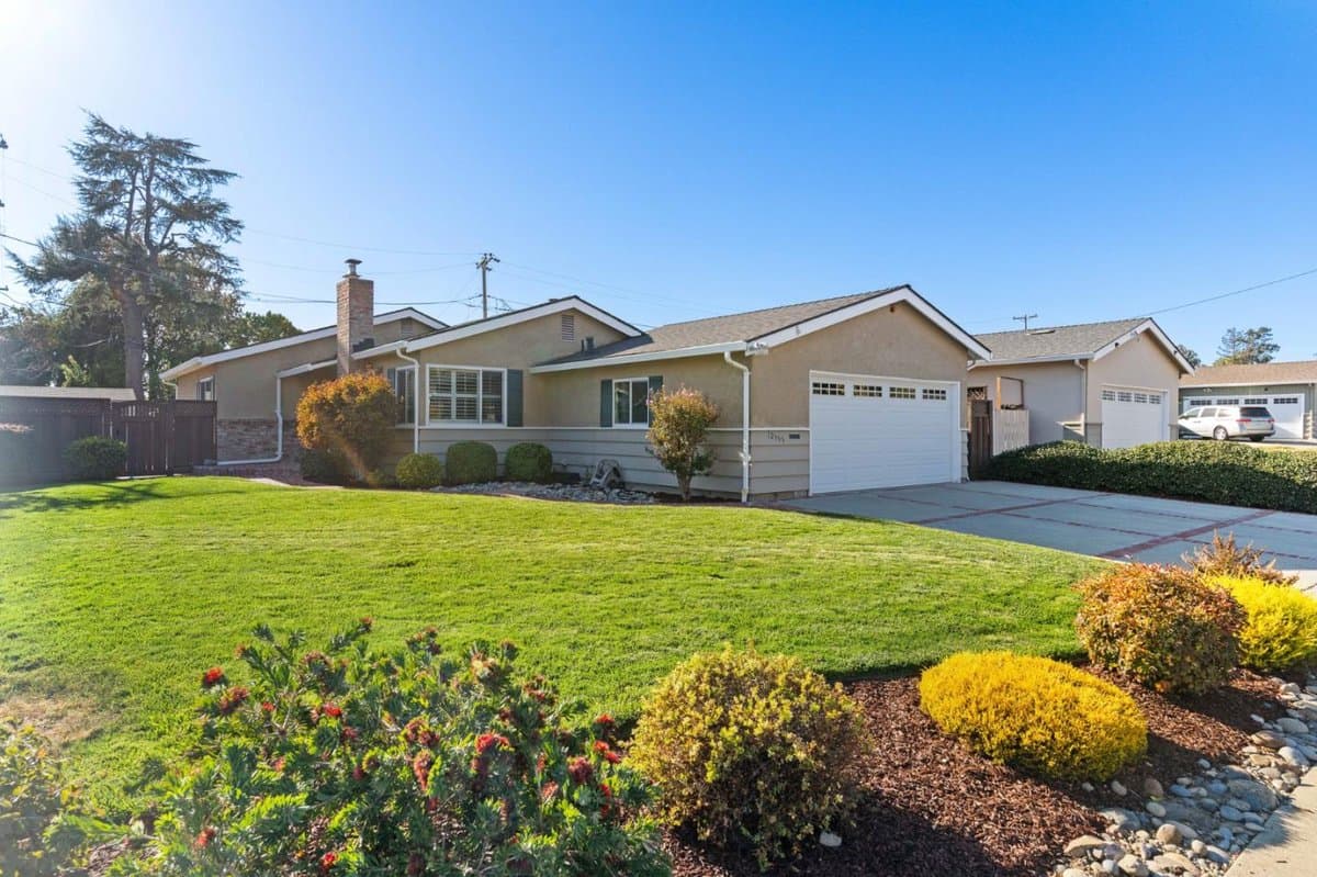 12555 Tallent Avenue - Photo 2