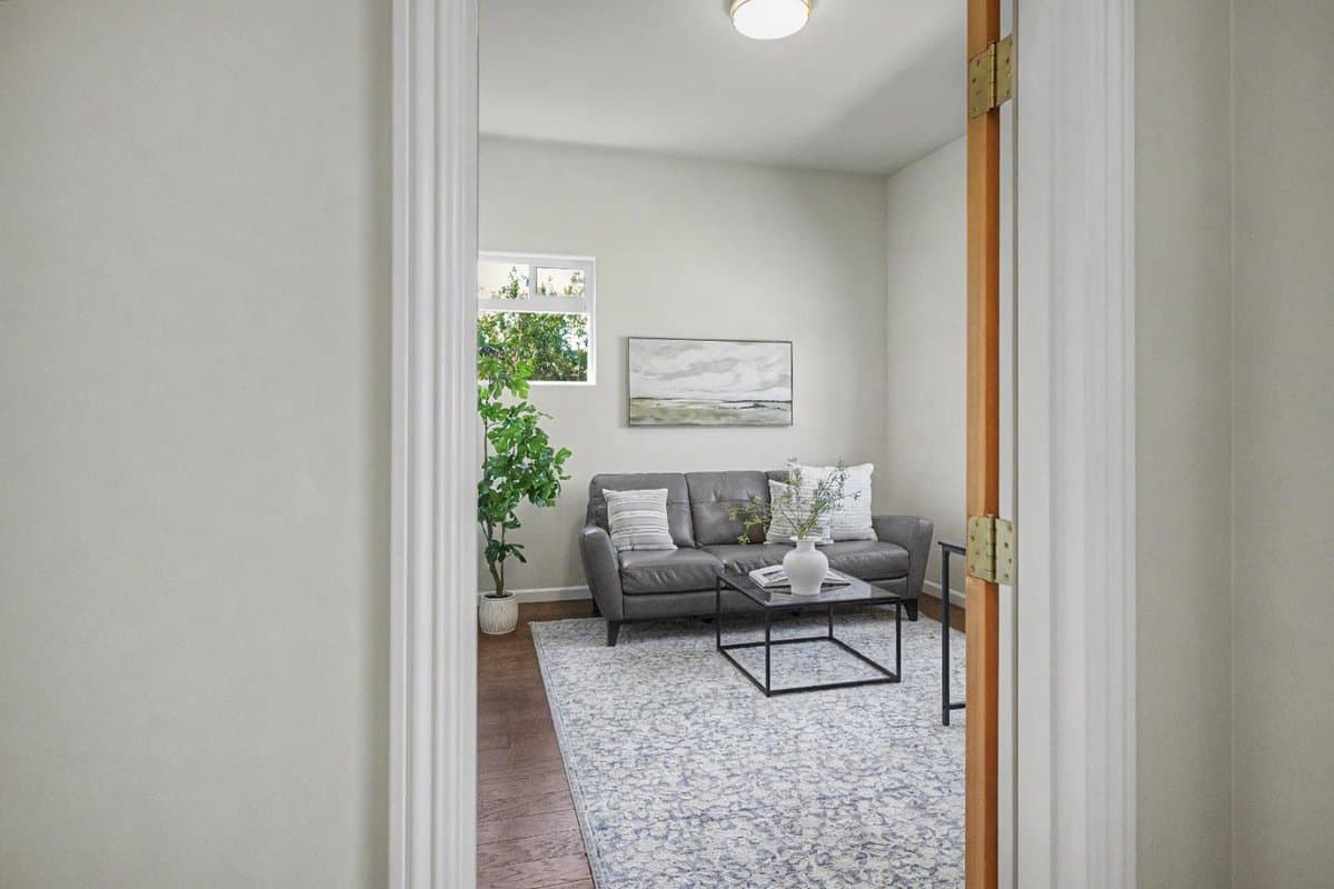 3057 California Avenue - Photo 3