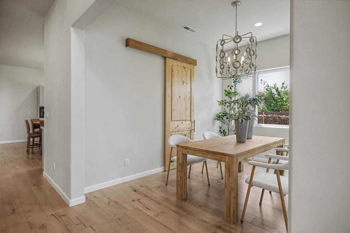 3057 California Avenue - Photo 5
