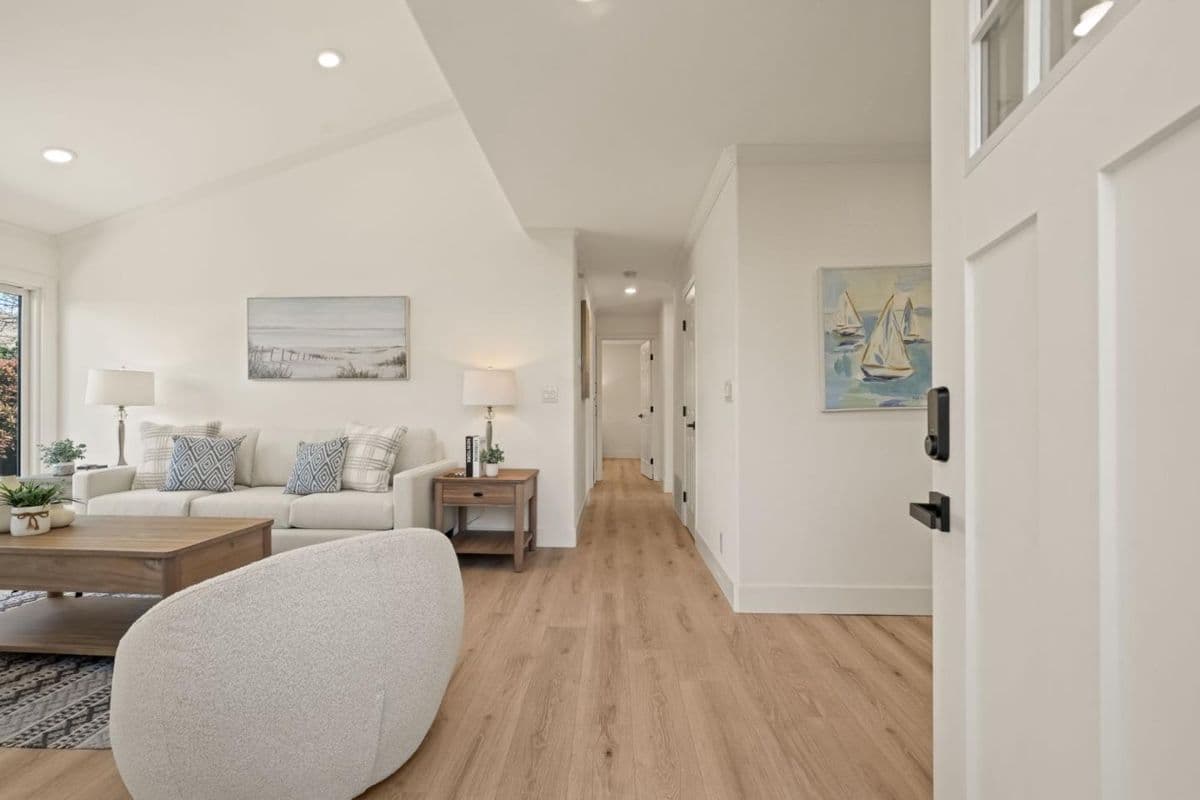 5330 Hansell Drive - Photo 3
