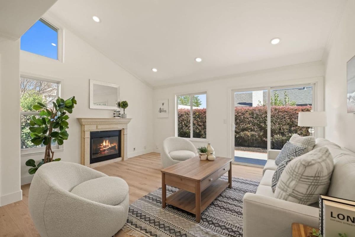 5330 Hansell Drive - Photo 4