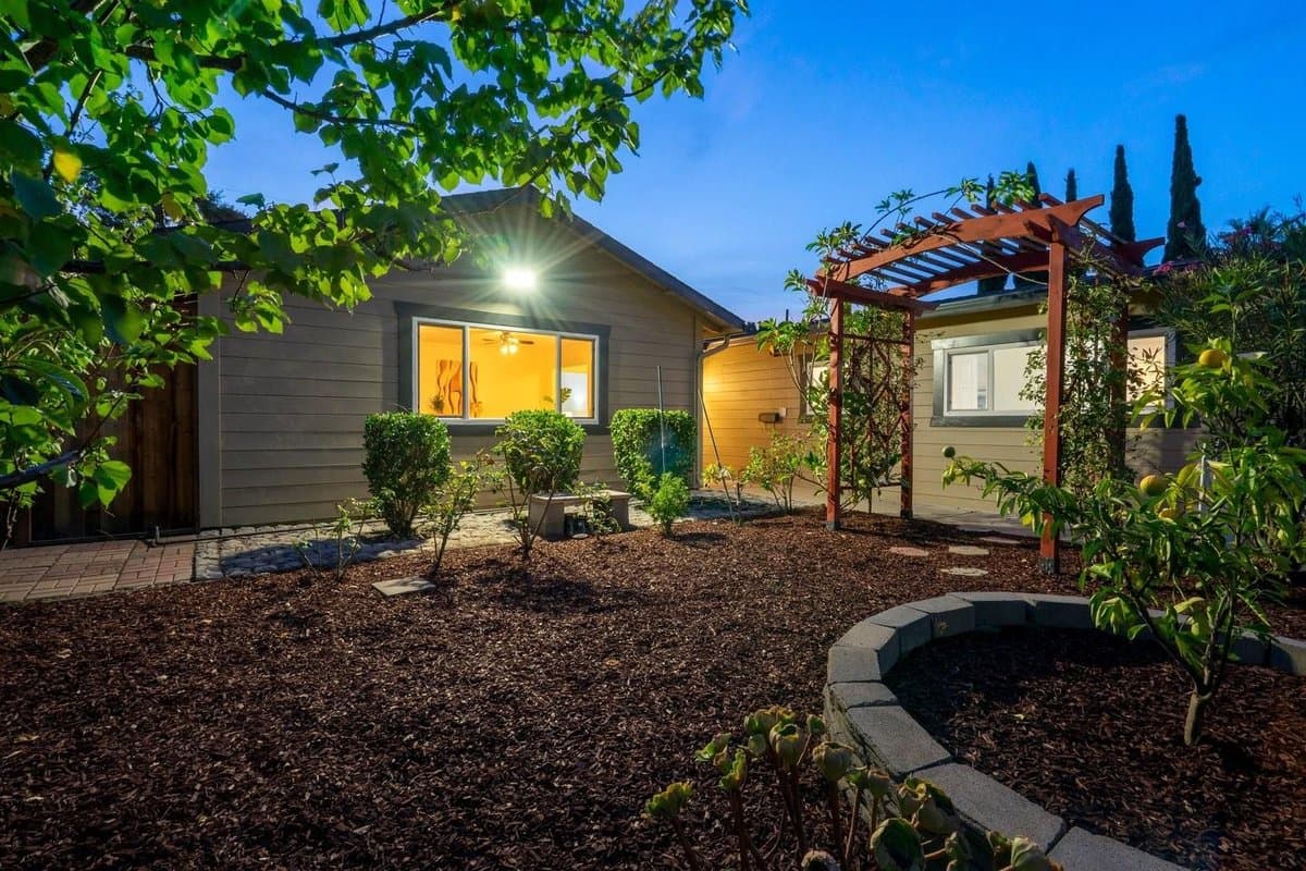 3219 Leigh Avenue - Photo 4