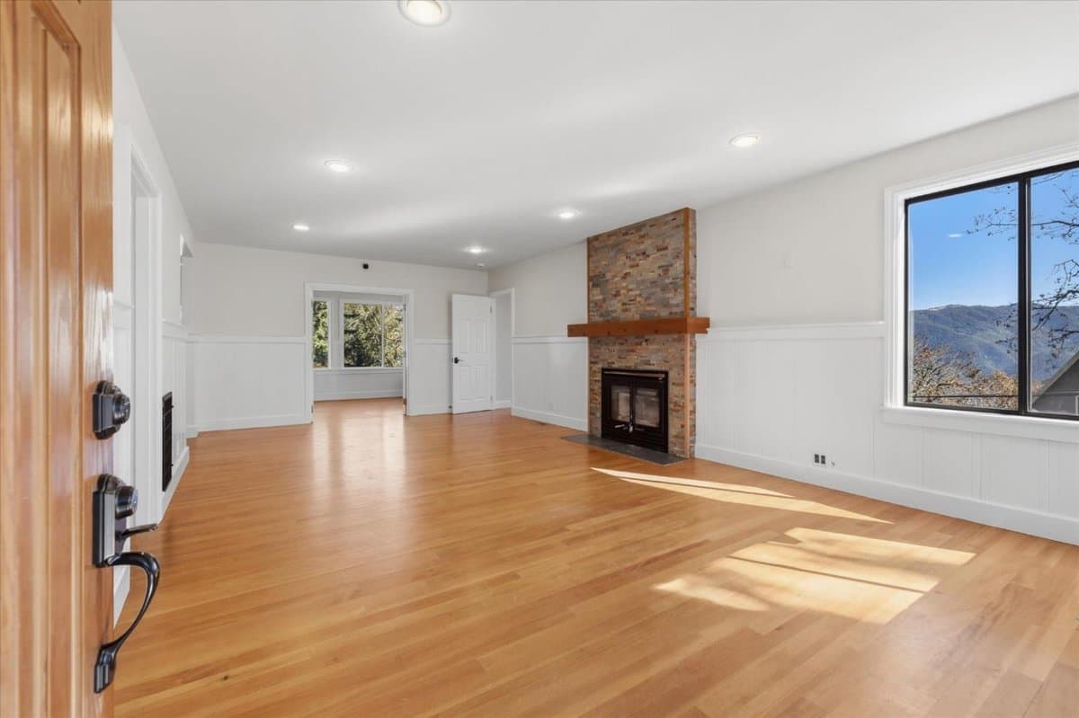 18143 Gloria Court - Photo 4