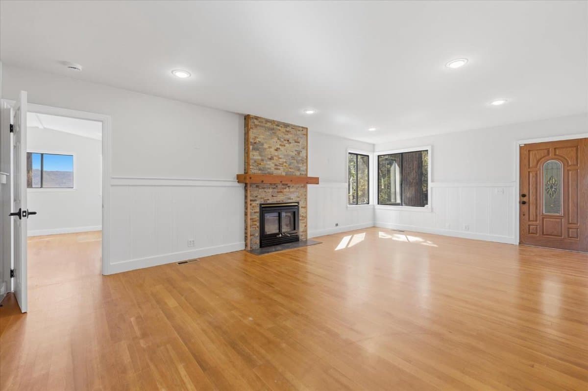 18143 Gloria Court - Photo 5