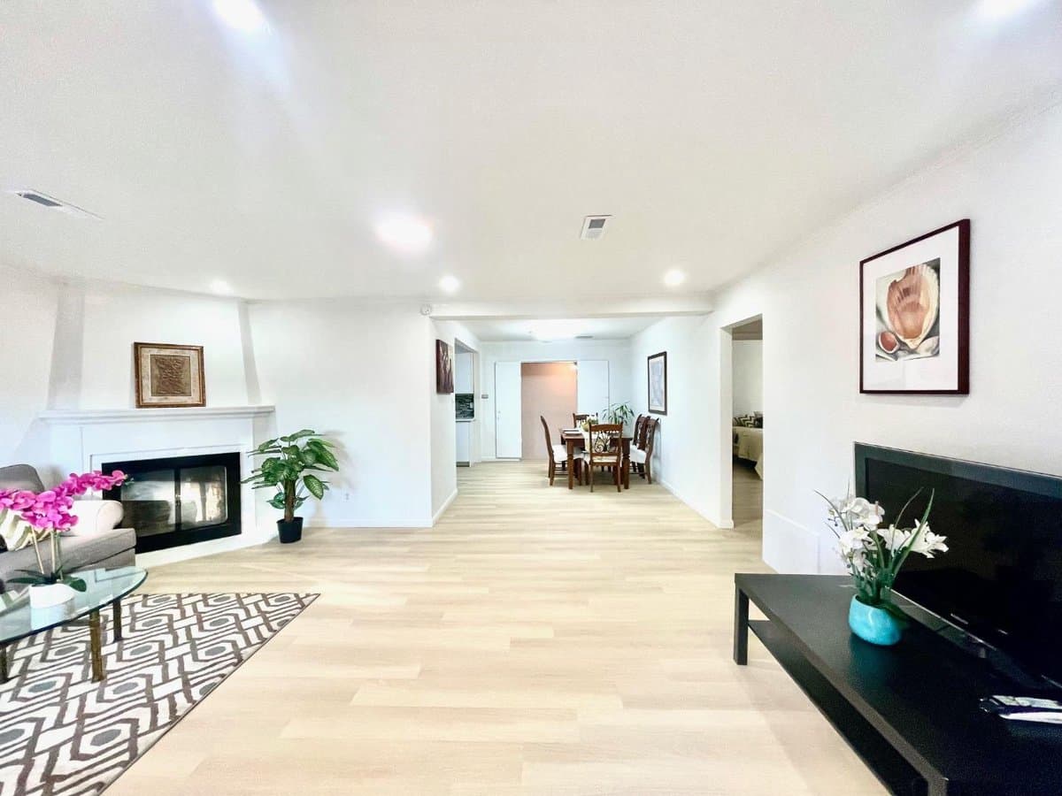 536 Flynn Avenue - Photo 4