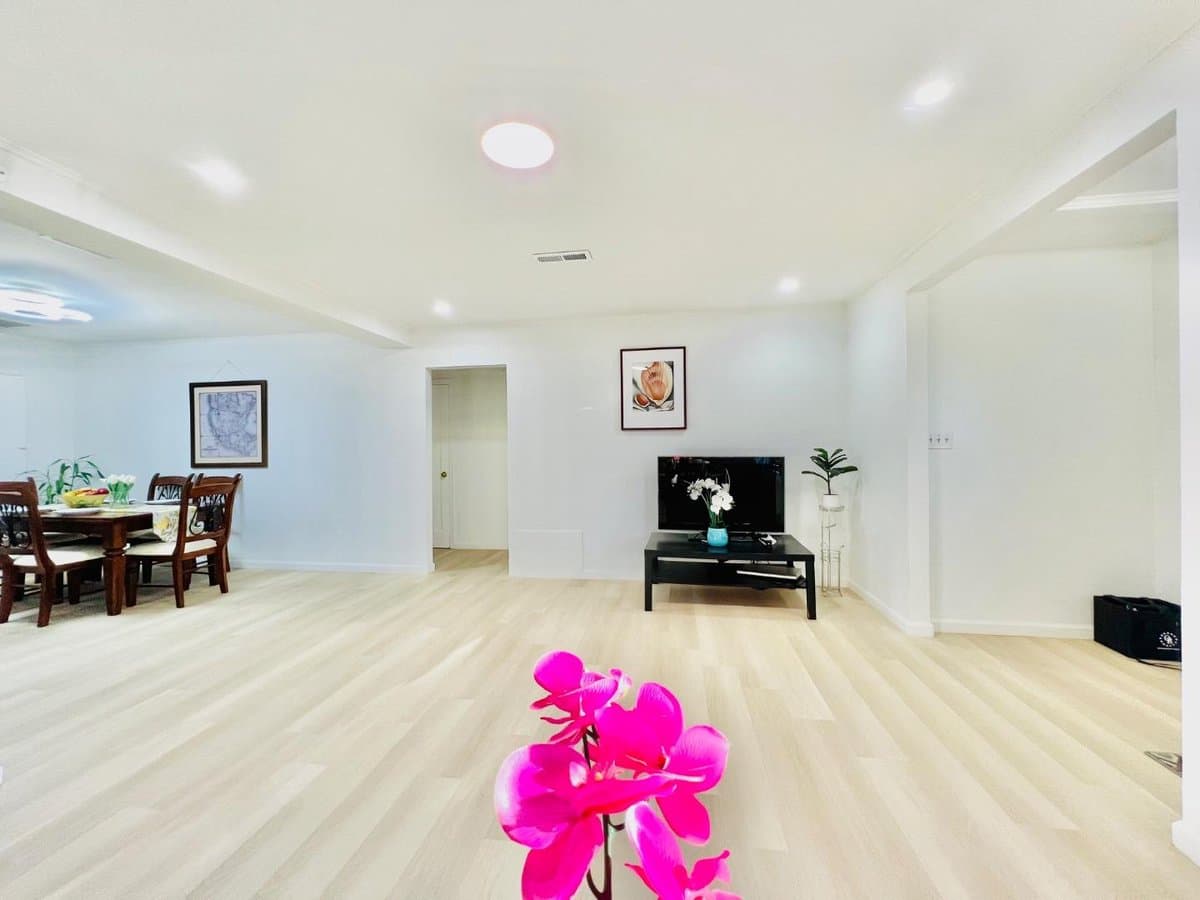 536 Flynn Avenue - Photo 5