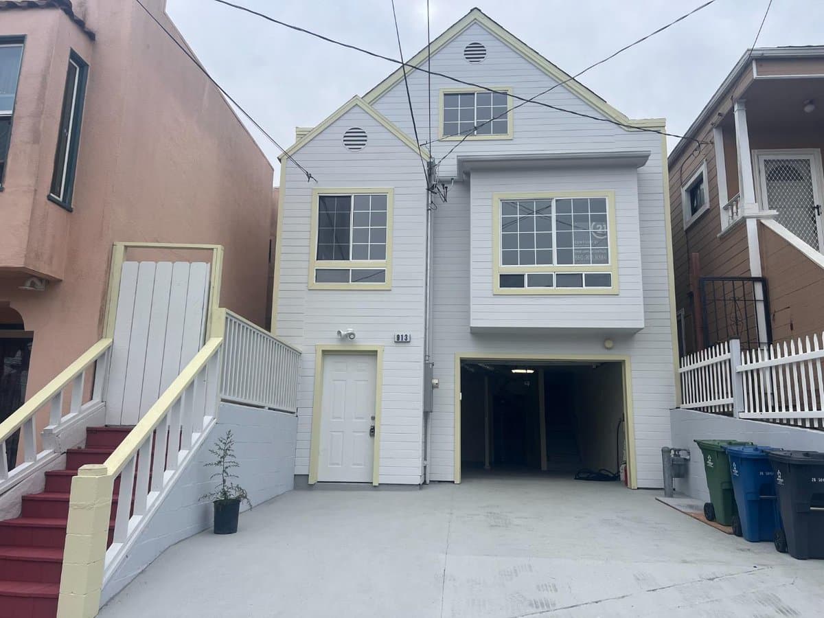 913 Hanover Street - Photo 1