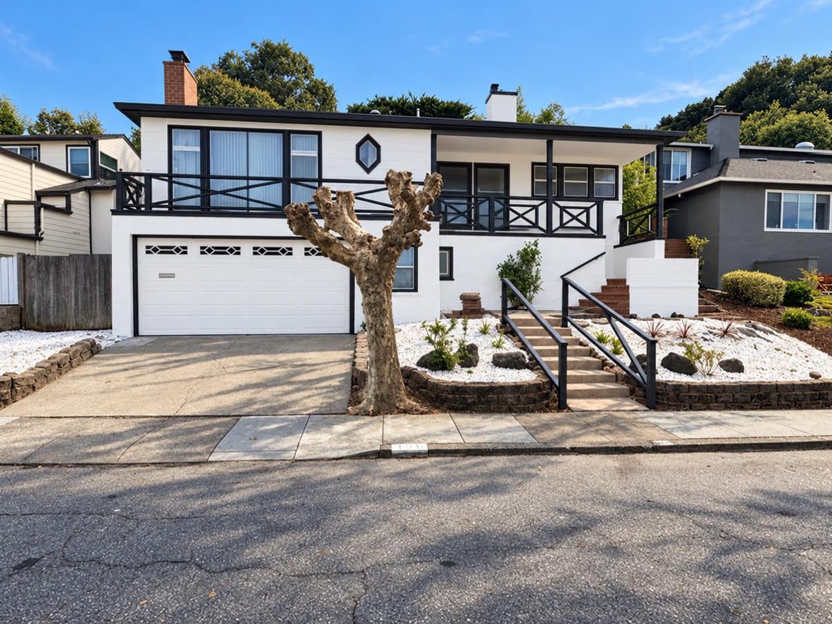 151 El Bonito Way - Photo 1