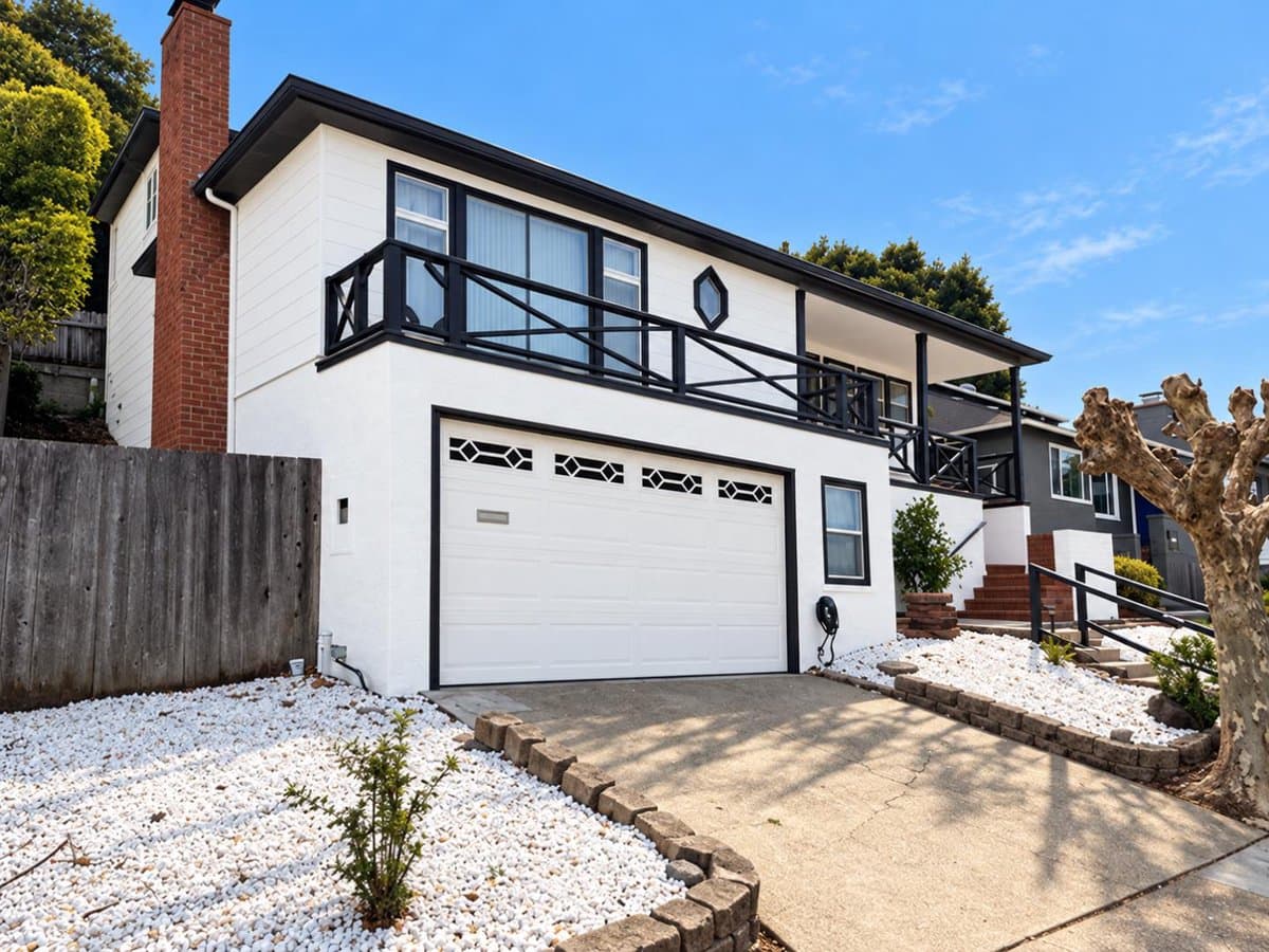151 El Bonito Way - Photo 2