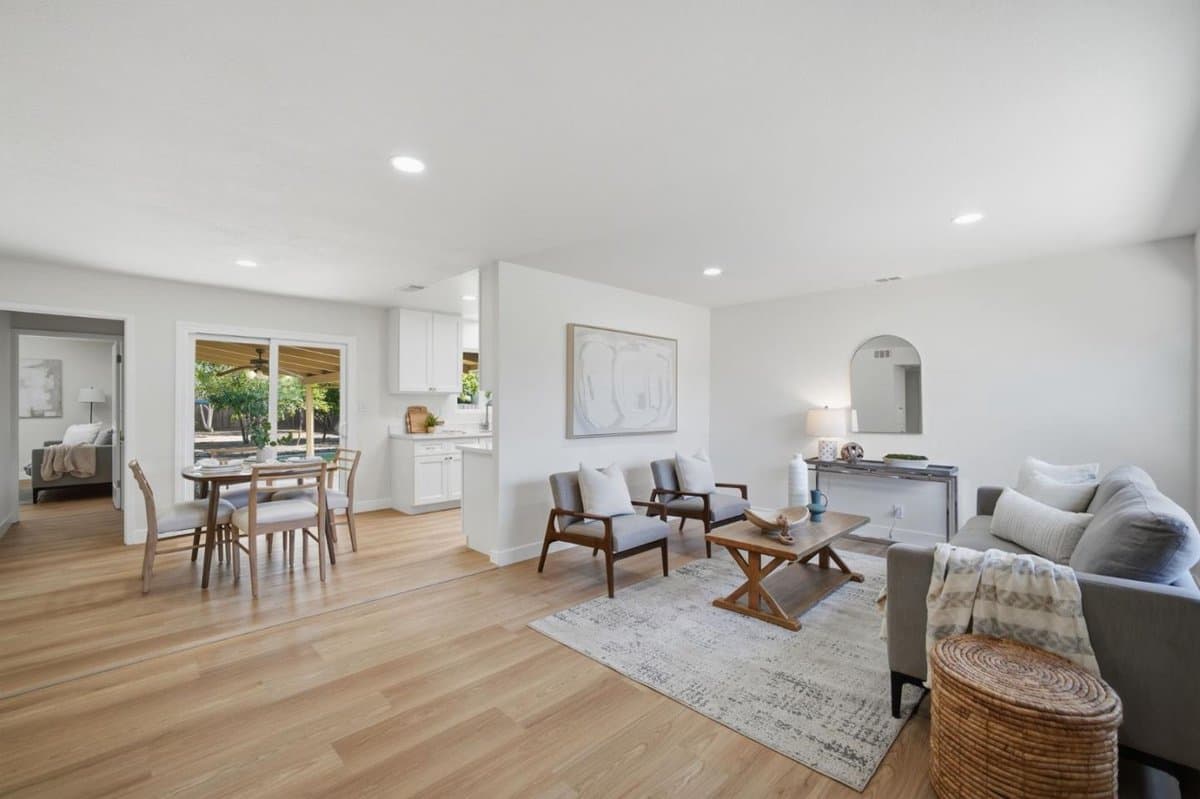 6950 Rosanna Street - Photo 3