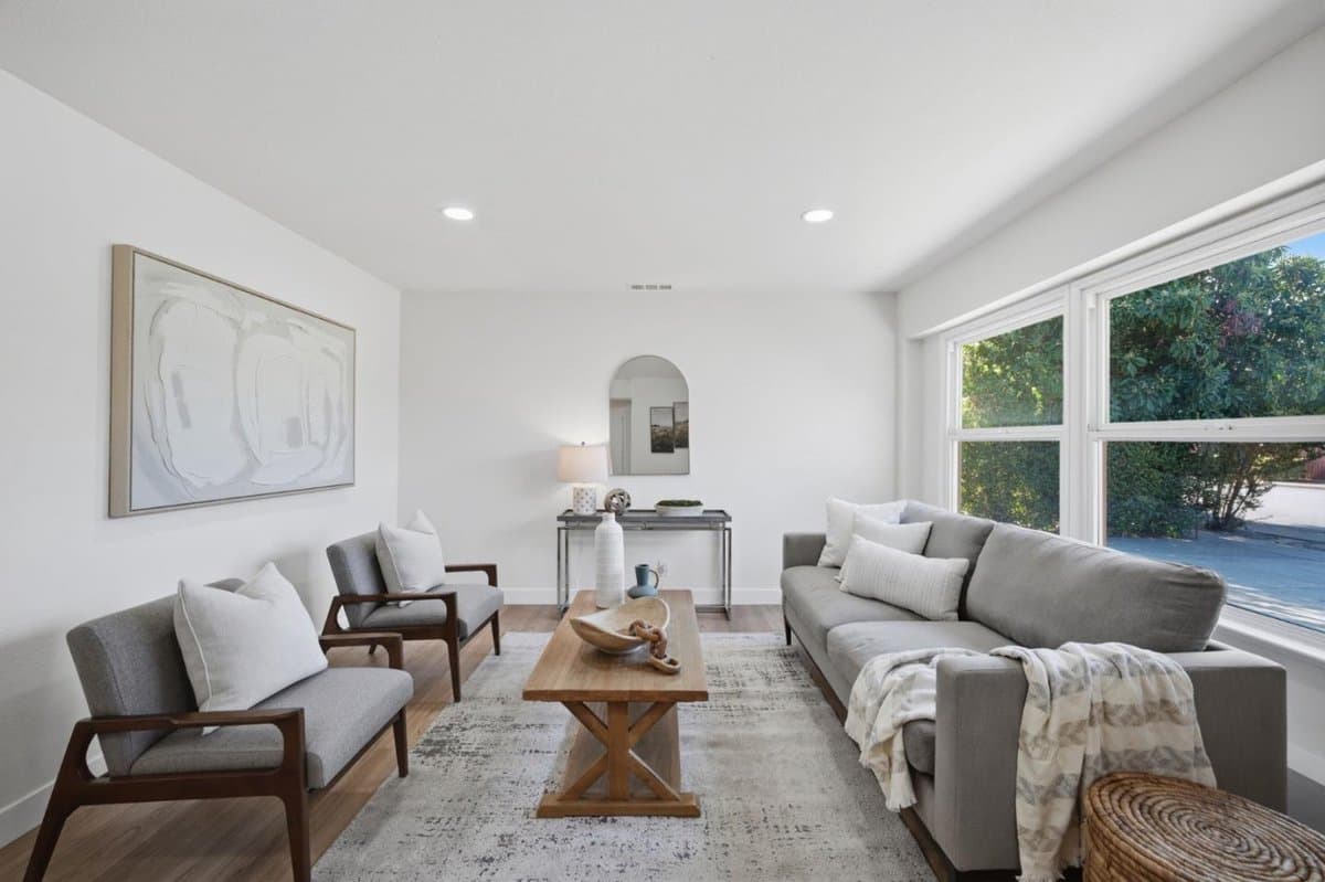 6950 Rosanna Street - Photo 4