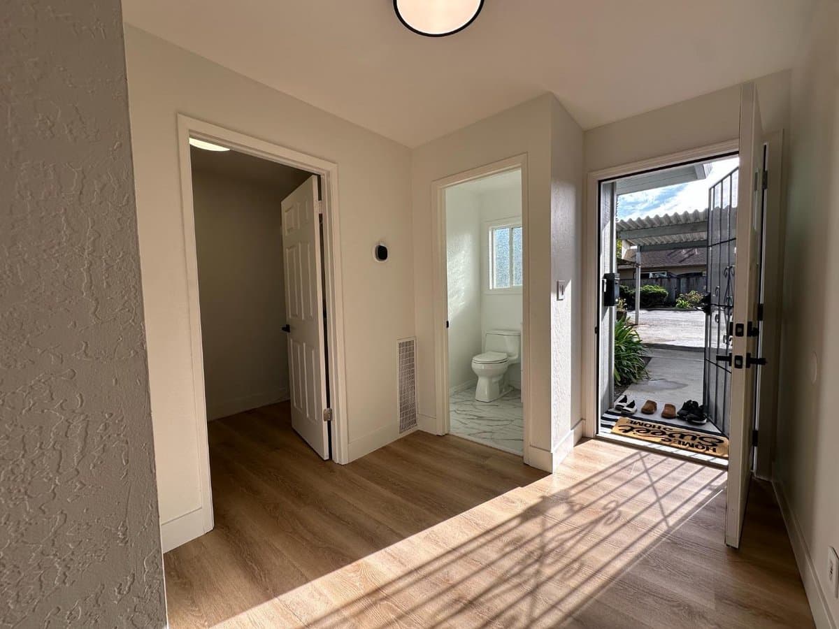 614 Mckenzie Avenue - Photo 3
