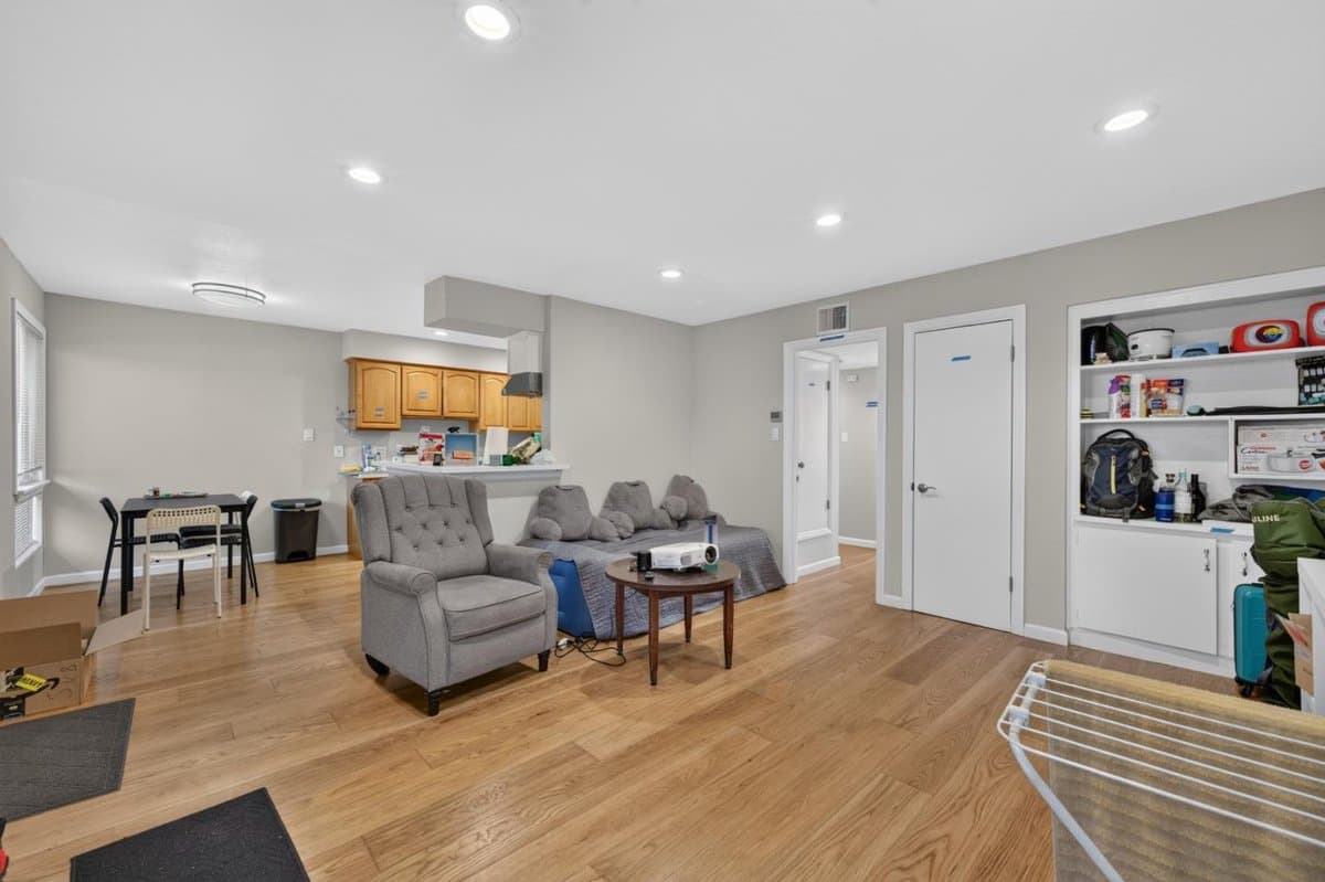 3001 Los Prados Street #104 - Photo 4
