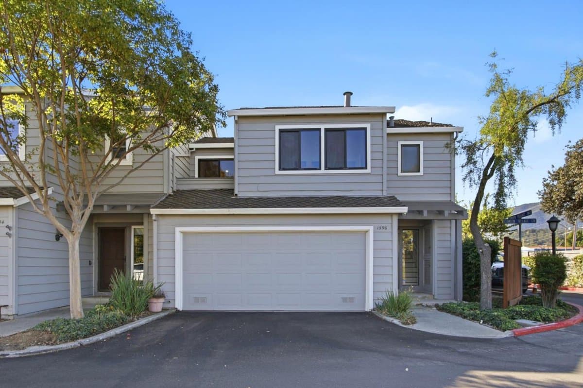 1596 Camden Village Circle - Photo 2