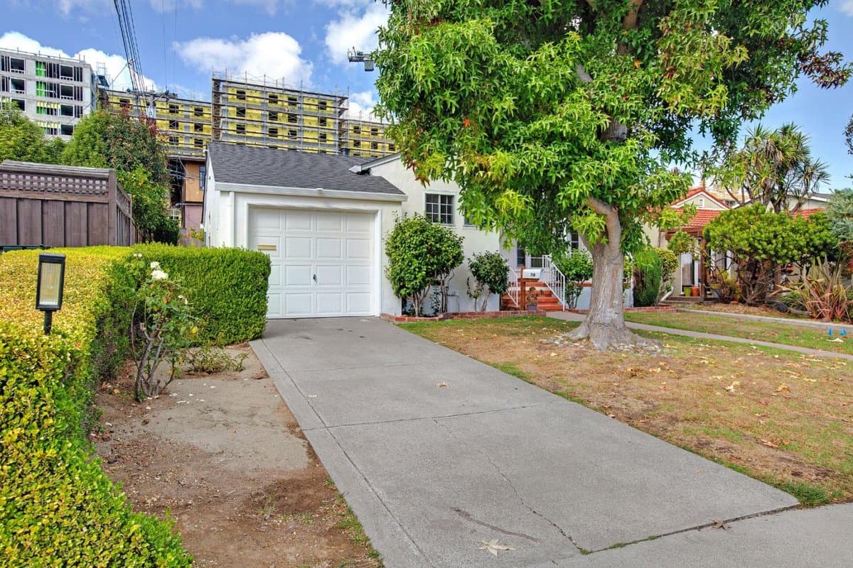 790 Linden Avenue - Photo 4