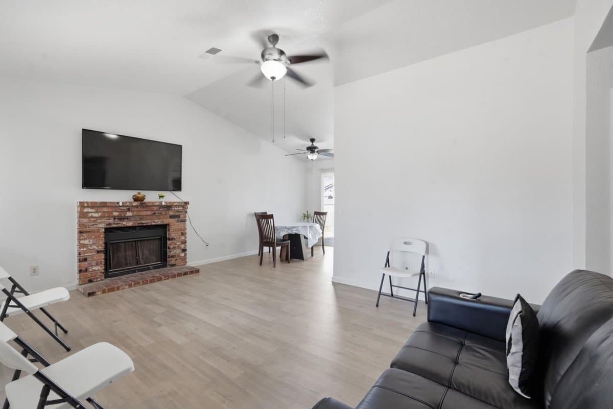 1551 Little Rock Court - Photo 2