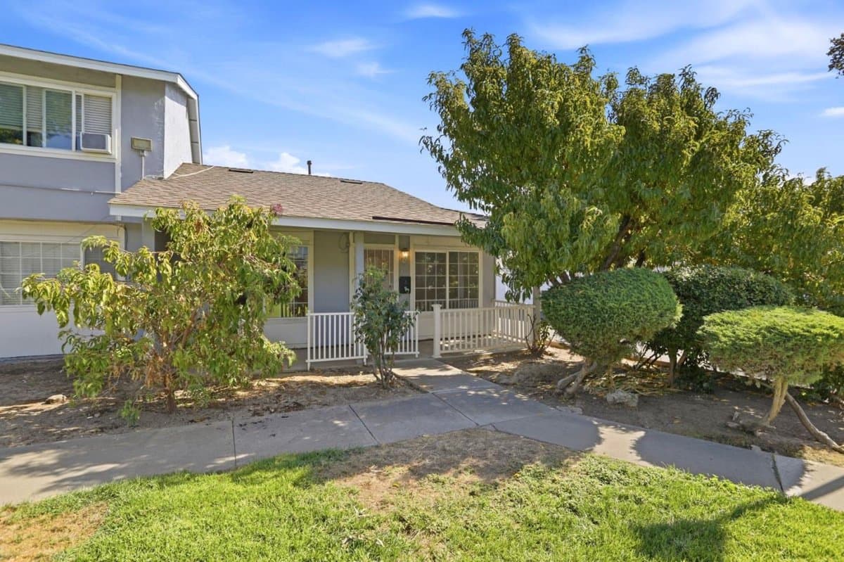 455 Laufall Lane - Photo 2