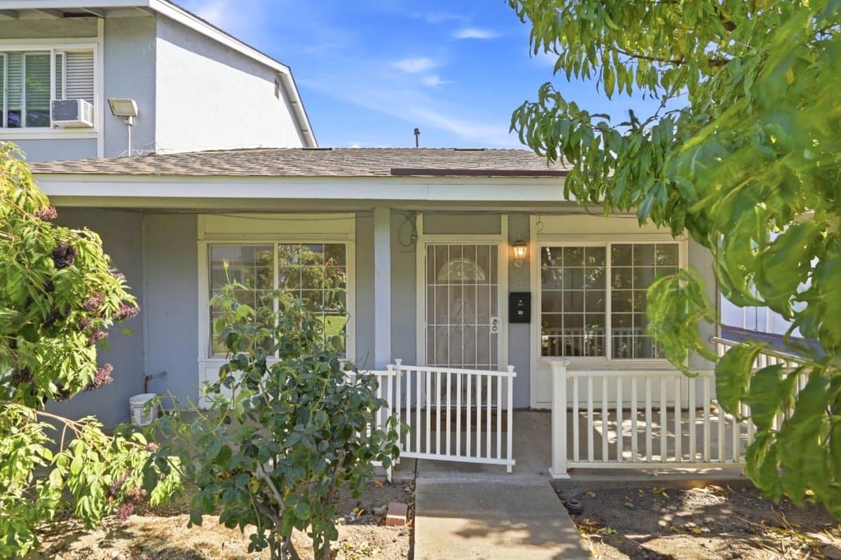 455 Laufall Lane - Photo 3
