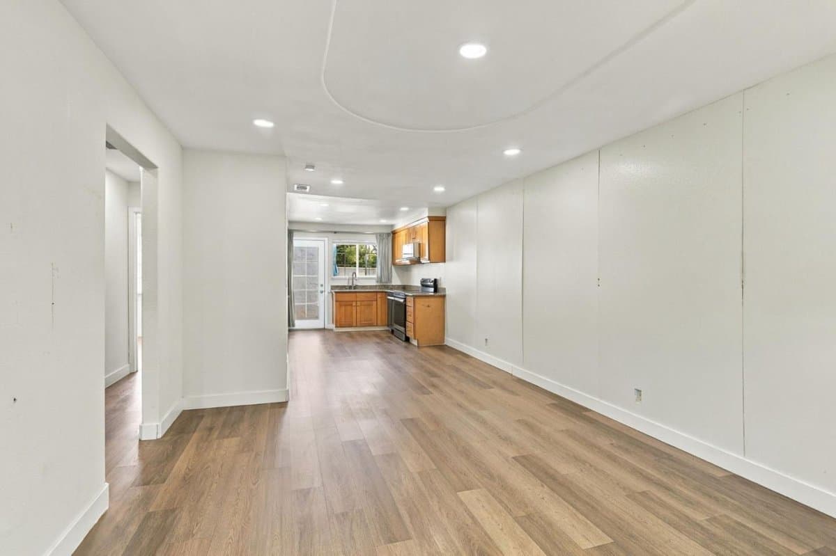 455 Laufall Lane - Photo 5