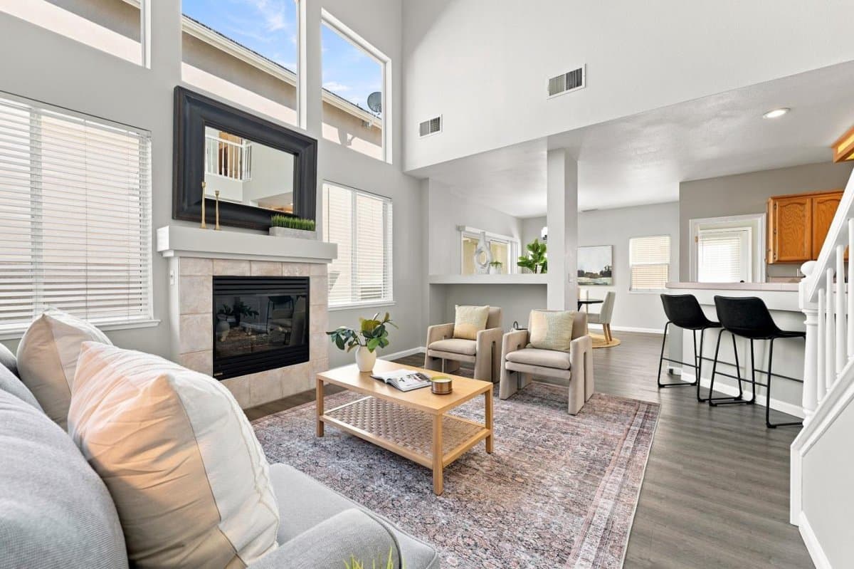 646 Fulstow Court - Photo 4