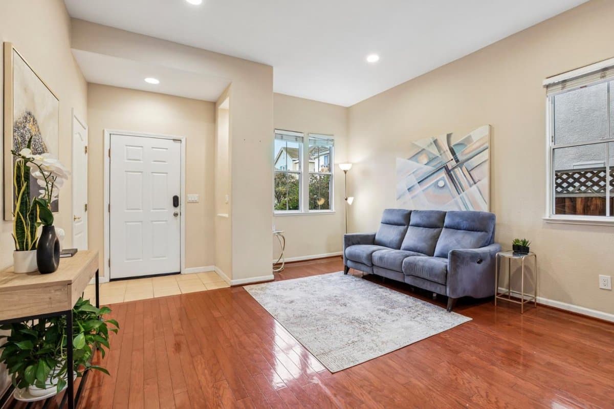 1645 Camarena Place - Photo 4