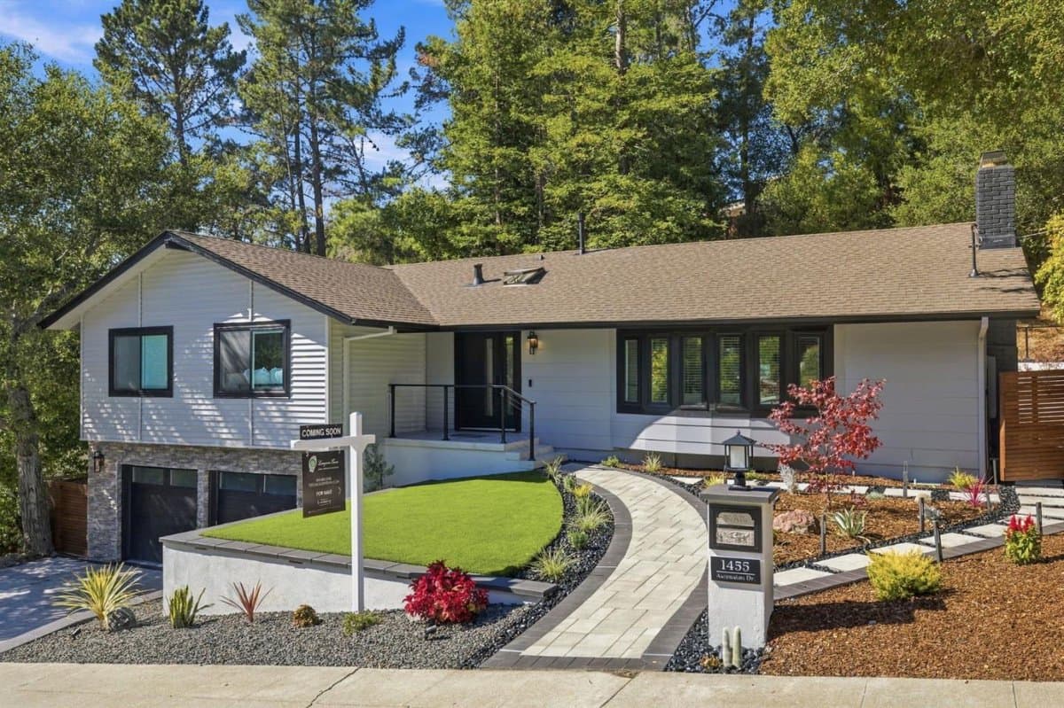 1455 Ascension Drive - Photo 3