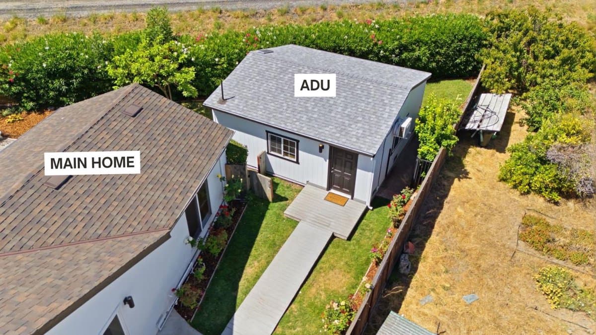 6133 Maree Court - Photo 2