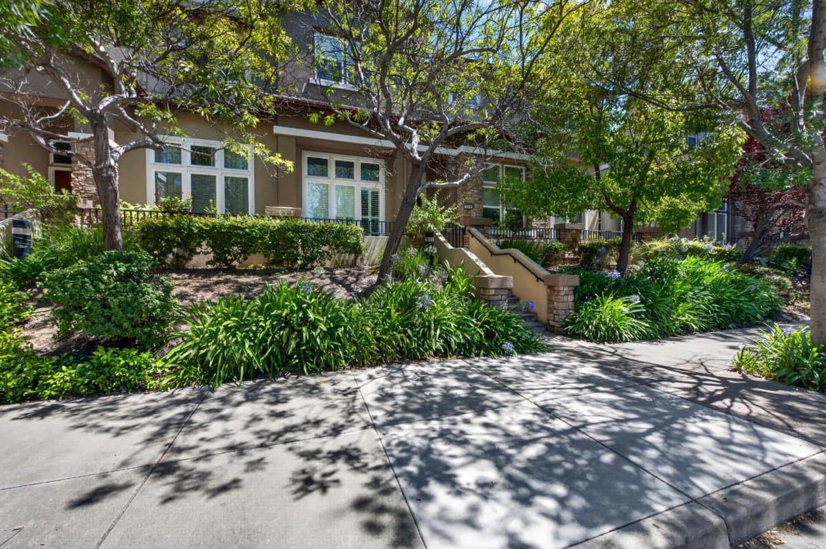 1188 McKay Drive - Photo 2