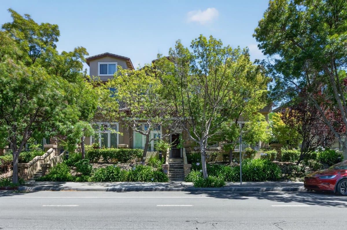 1188 McKay Drive - Photo 3