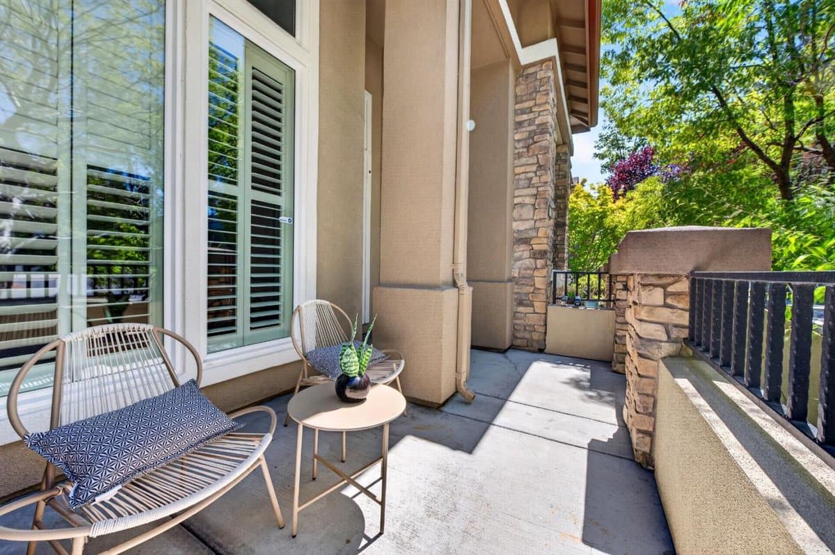 1188 McKay Drive - Photo 5