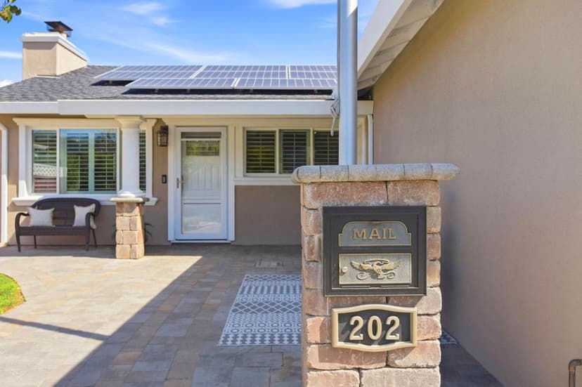 202 Hiller Street - Photo 1 of 8
