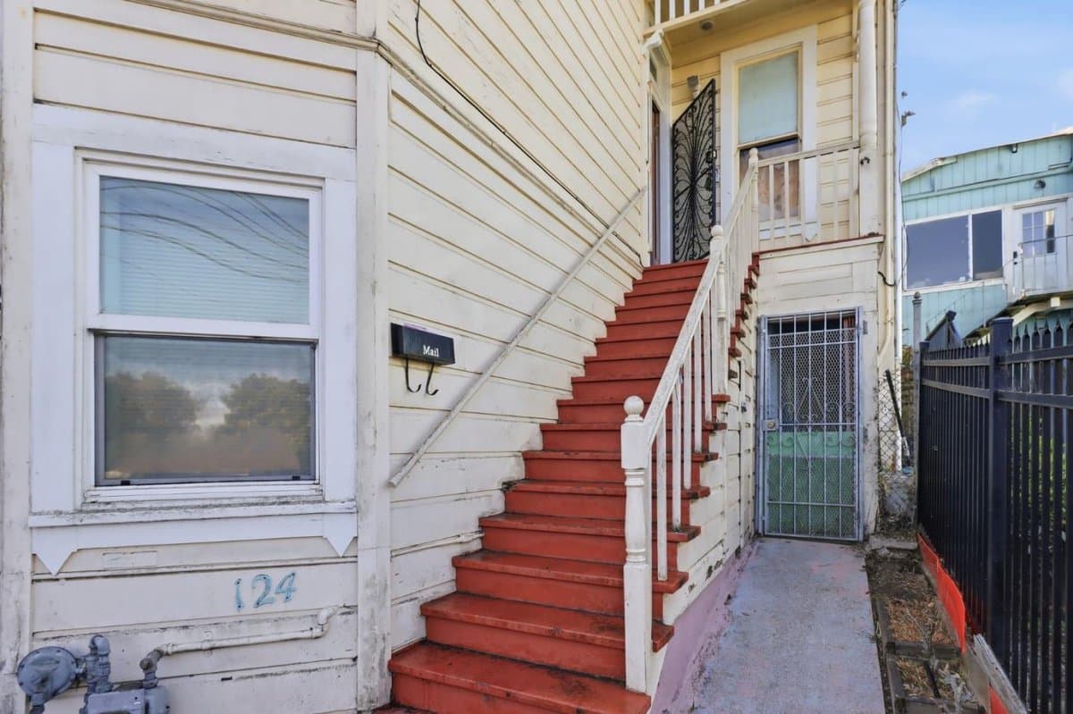 124 Santa Marina Street - Photo 3