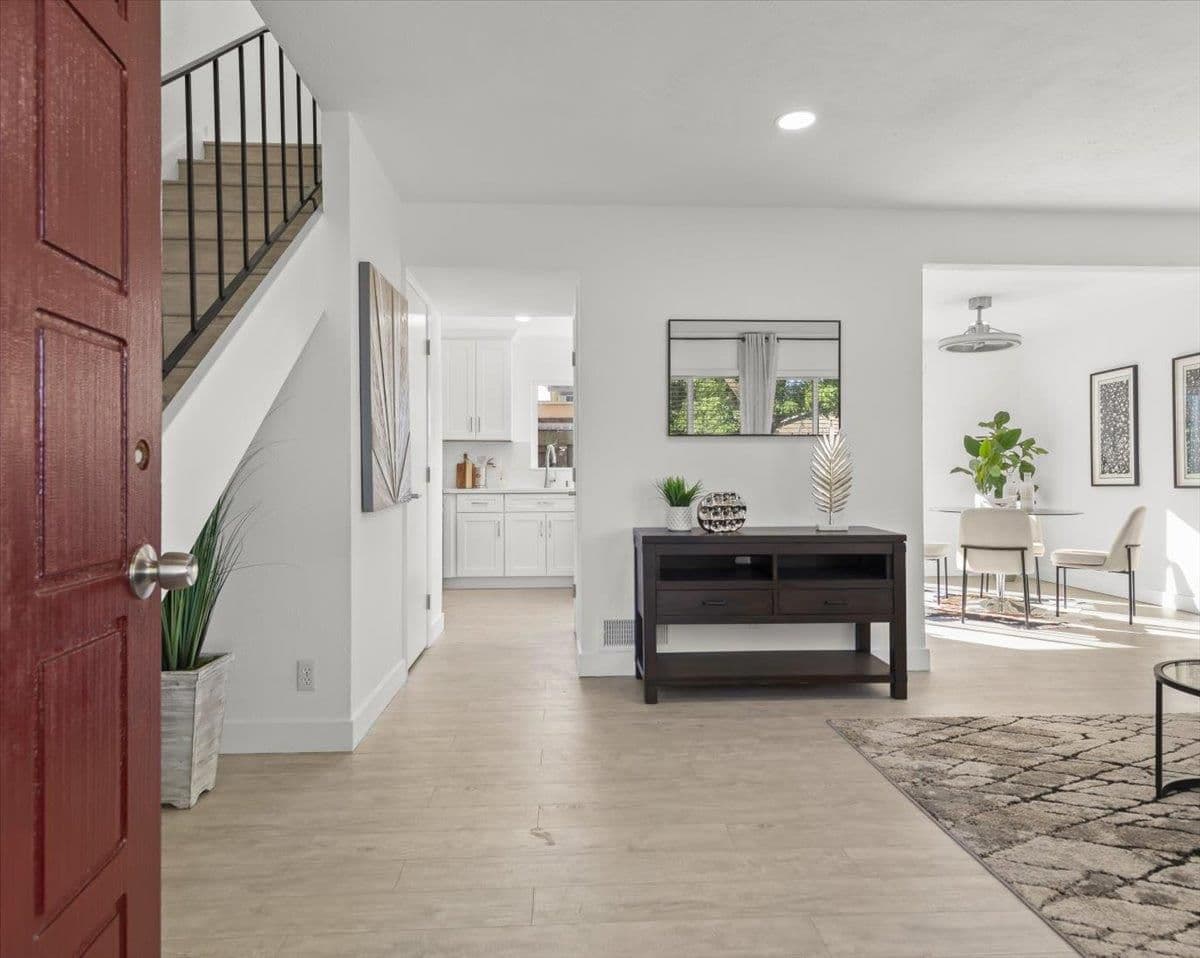 4674 Balboa Way - Photo 3