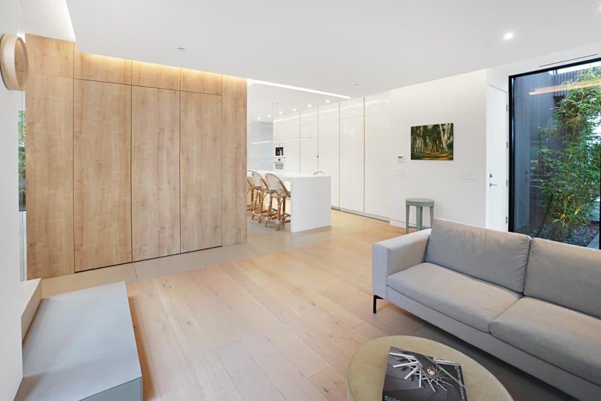 324 Kelly Avenue - Photo 4