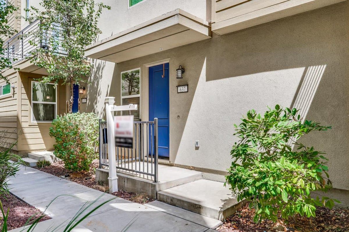 637 Toby Court - Photo 1