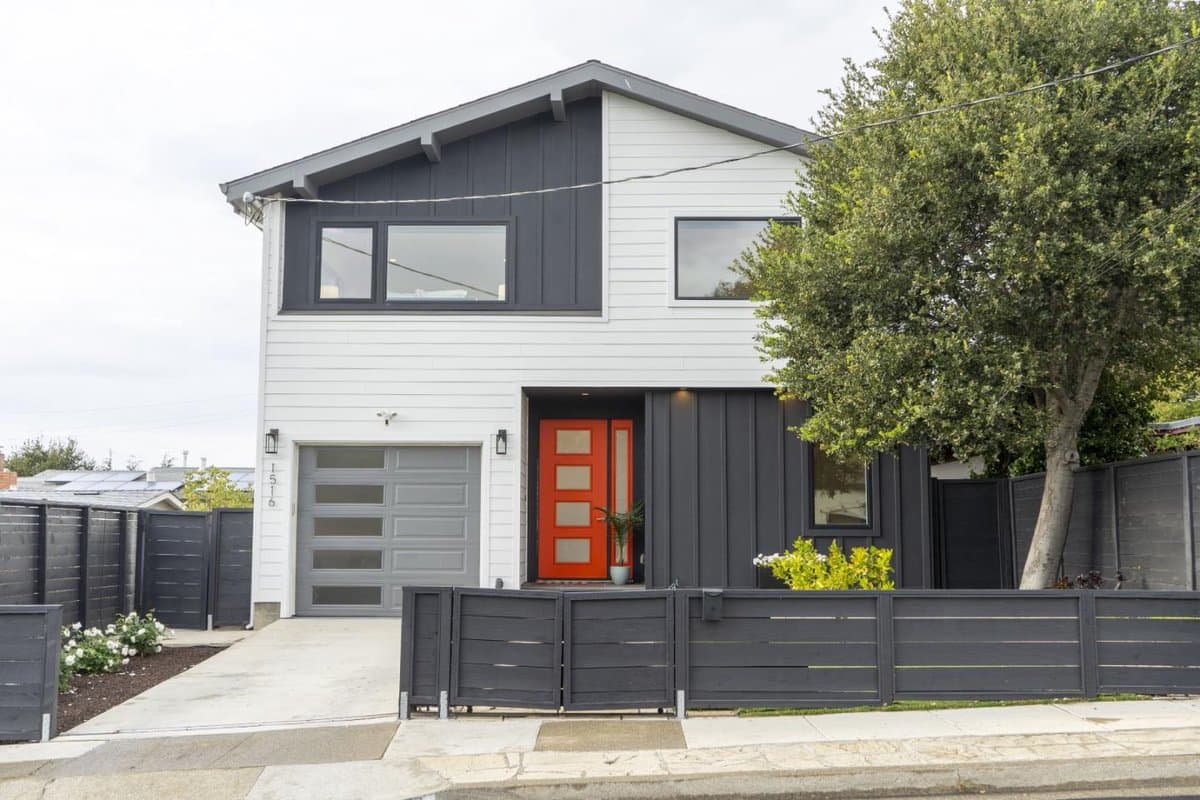 1516 Elm Avenue - Photo 1