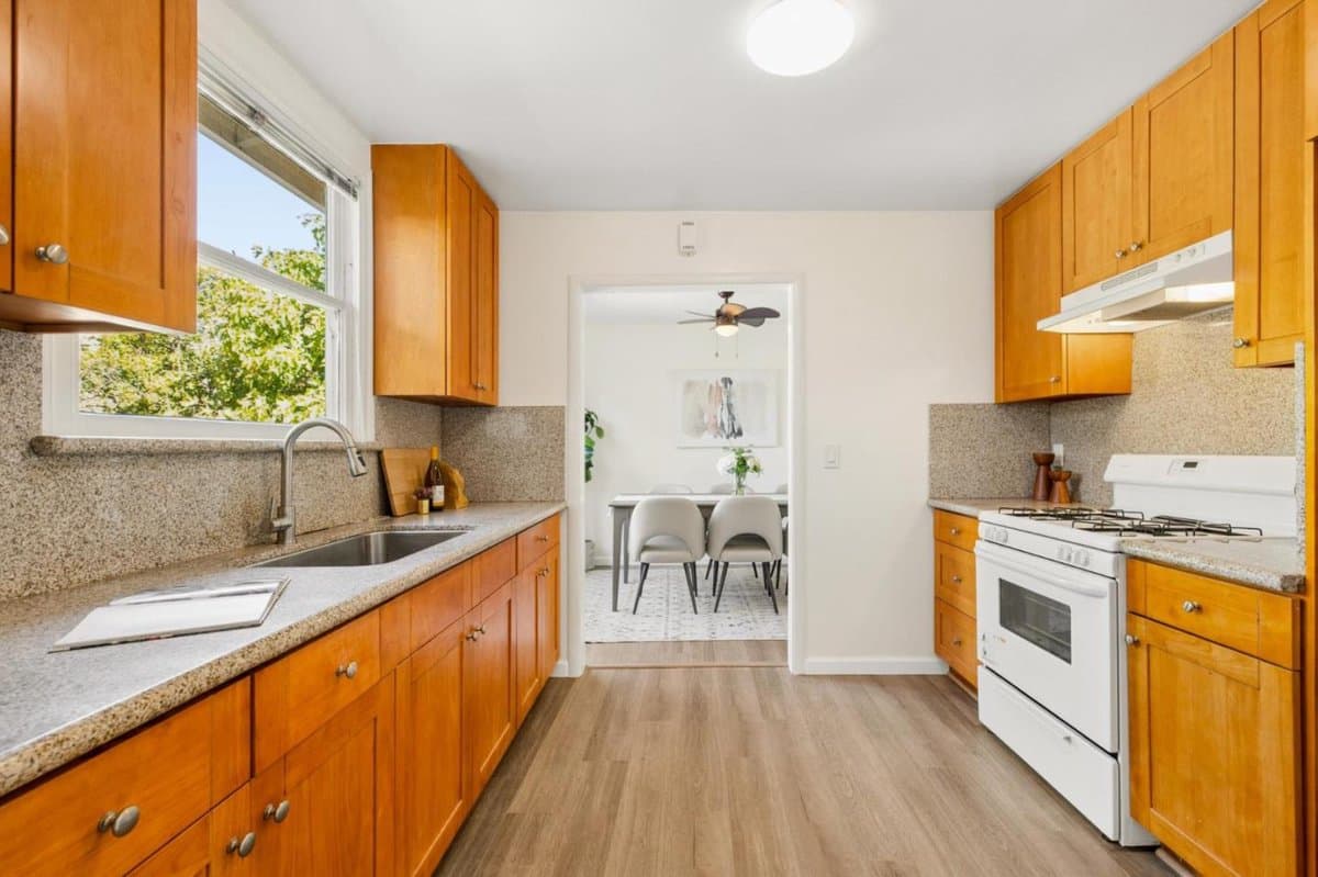 827 Chestnut - Photo 5