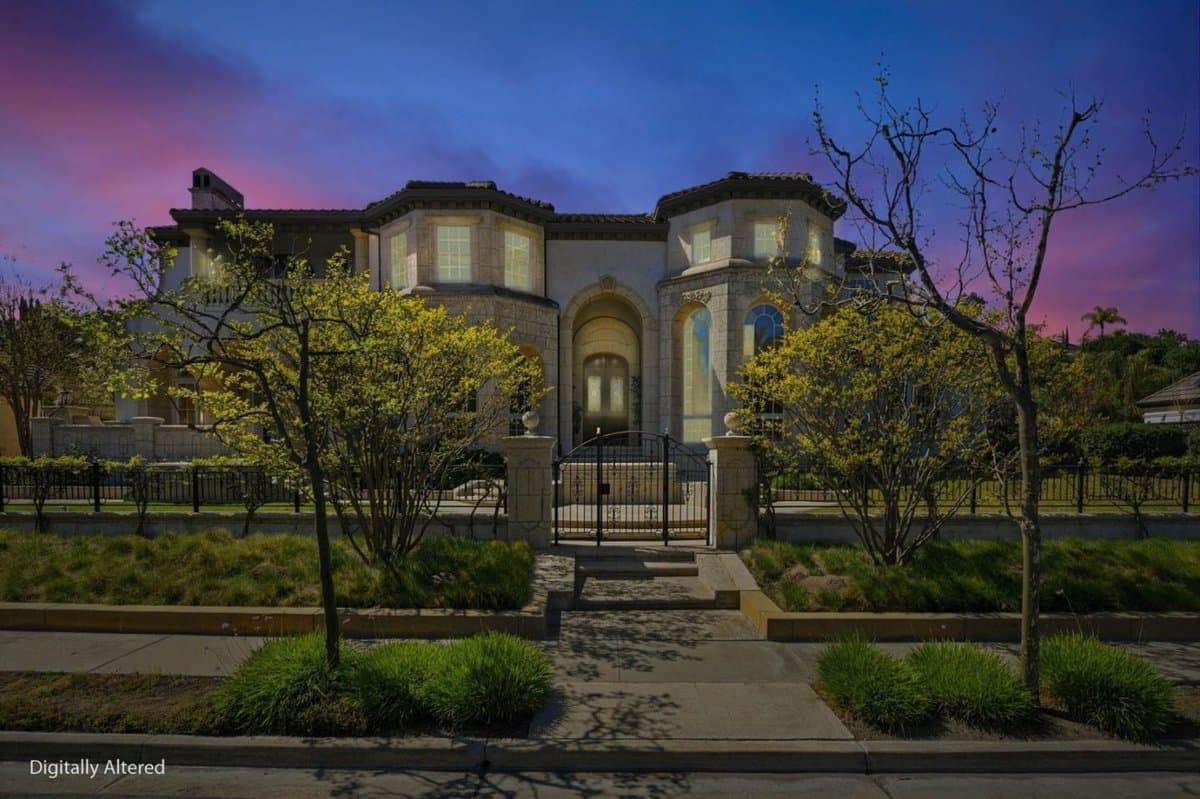 5471 Country Club Parkway - Photo 2