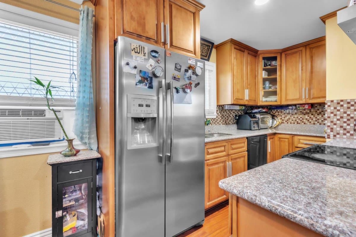 1327 Scossa Avenue #4 - Photo 3