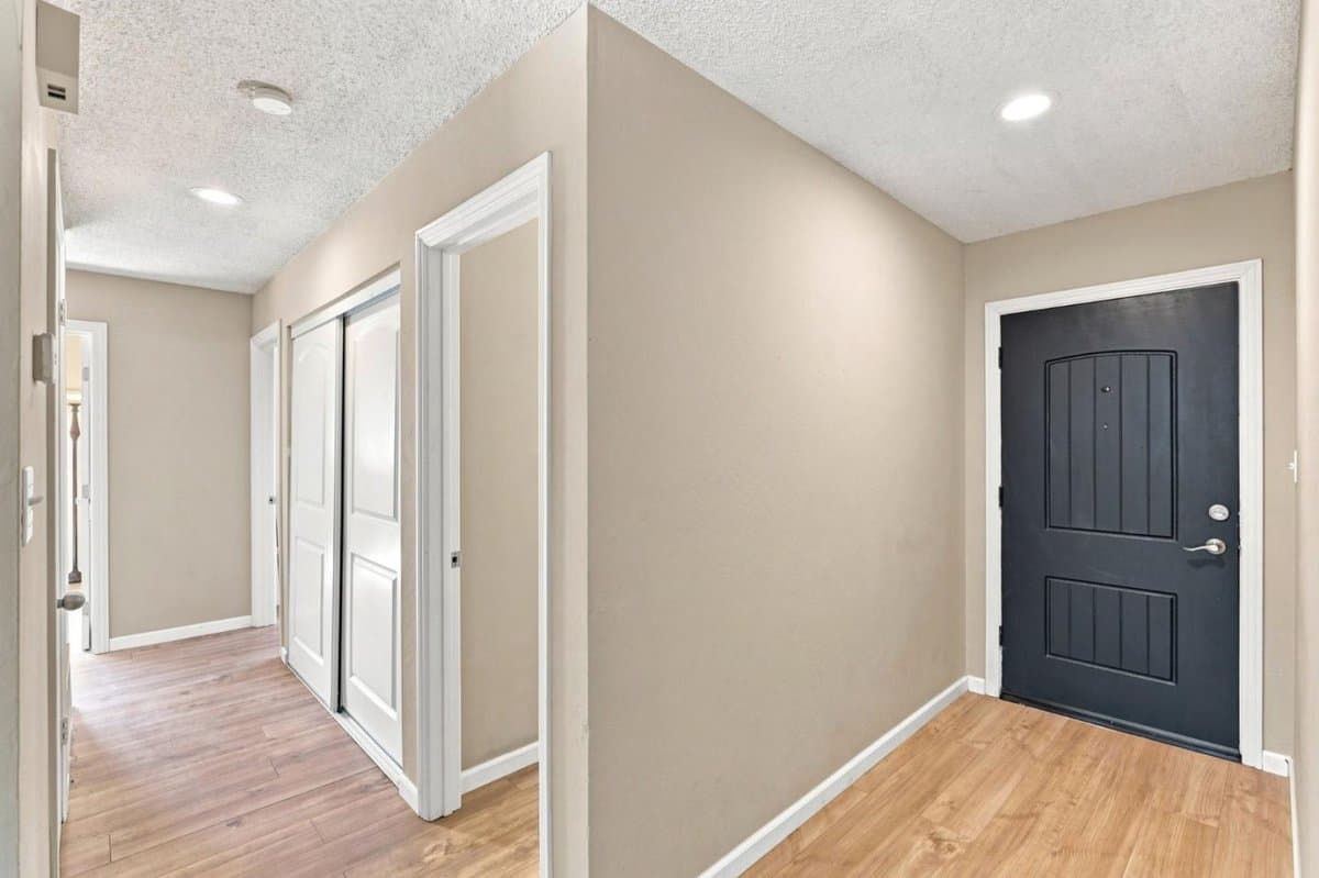 4716 Stonehurst Way - Photo 3