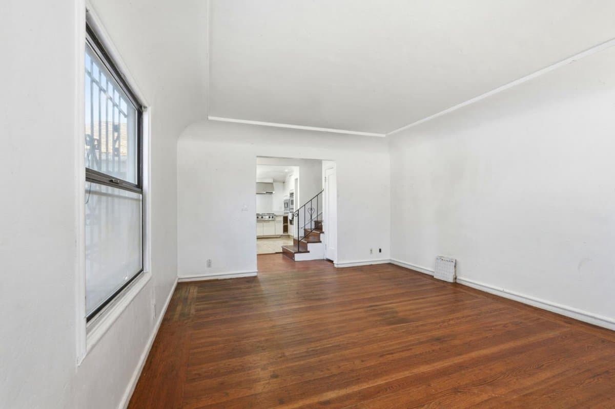 2570 61st Avenue - Photo 4