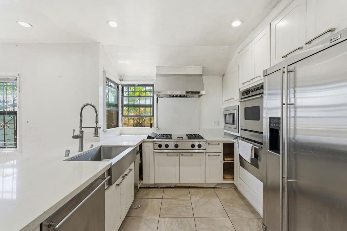 2570 61st Avenue - Photo 5