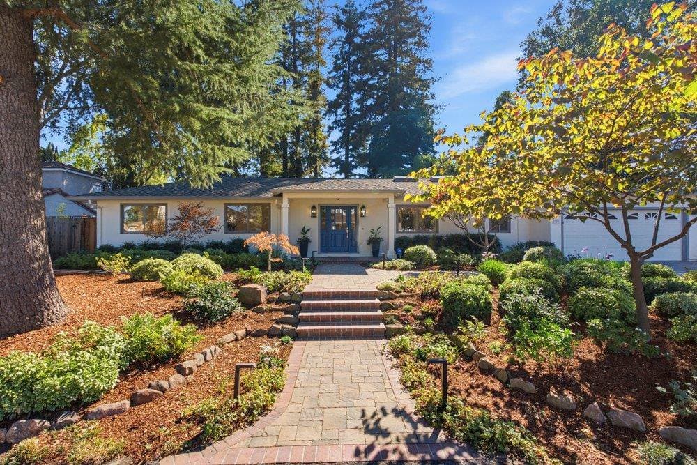 1224 Heritage Court - Photo 1