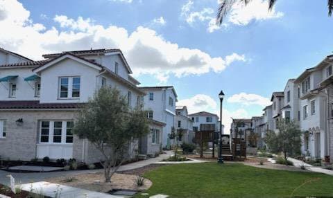 5528 Maravilla Way - Photo 3