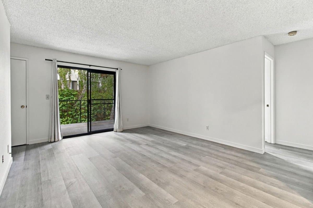 853 Woodside Way #133 - Photo 5