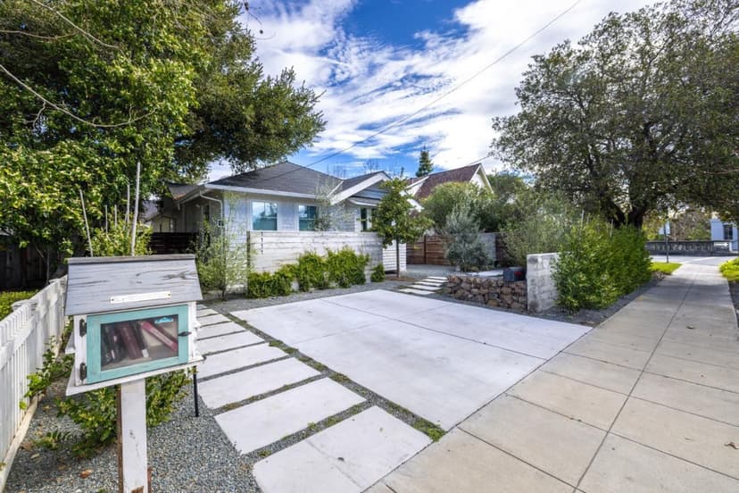 1111 Alma Street - Photo 1 of 8