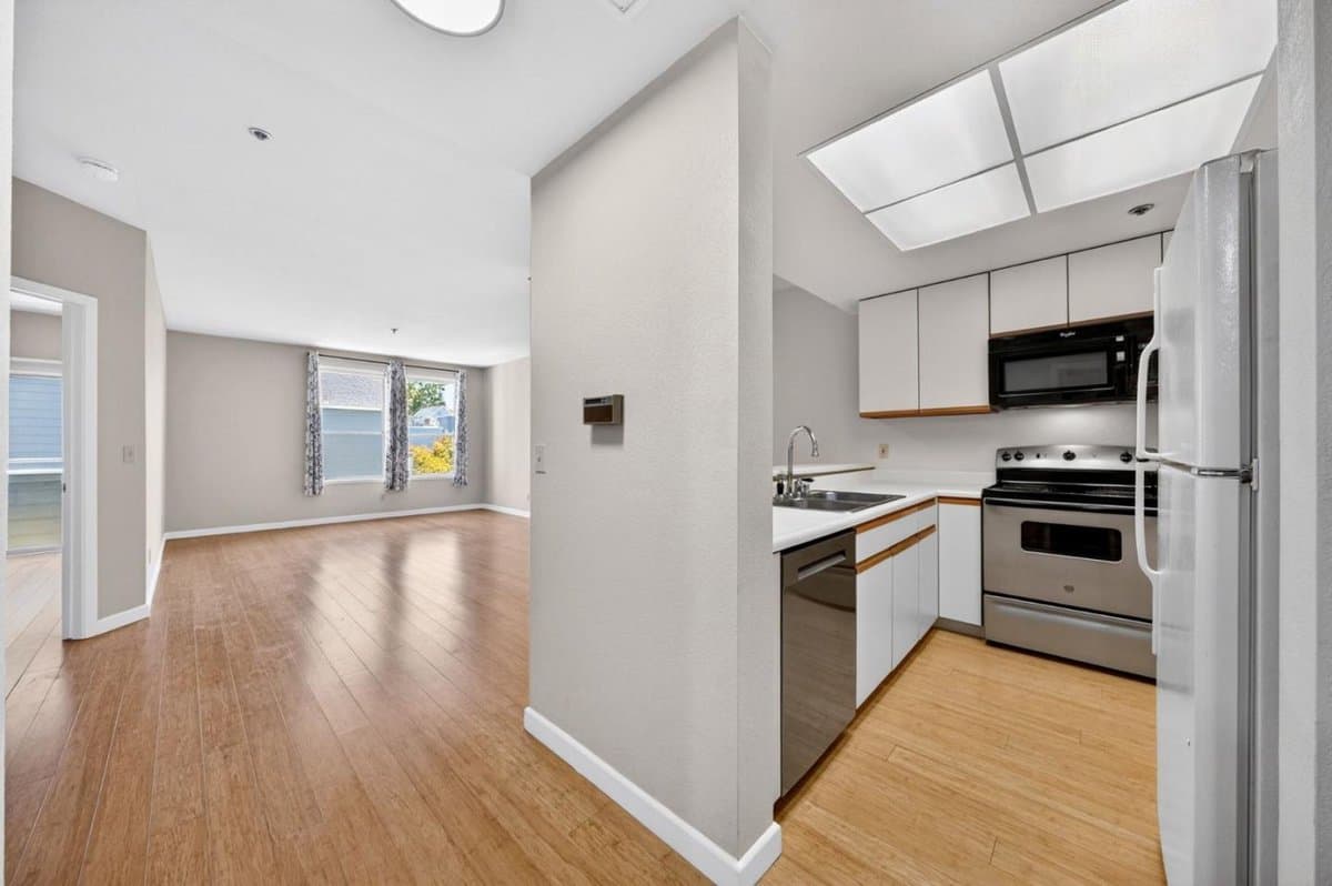 411 Park Avenue #327 - Photo 4