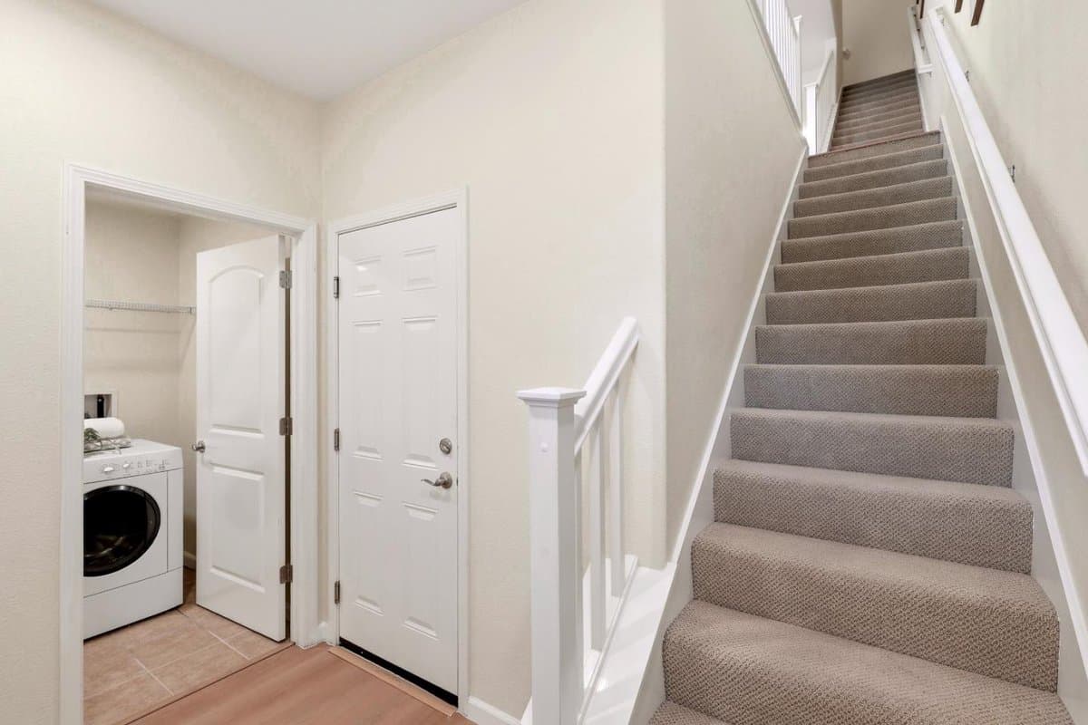 694 Cedarville Lane - Photo 2
