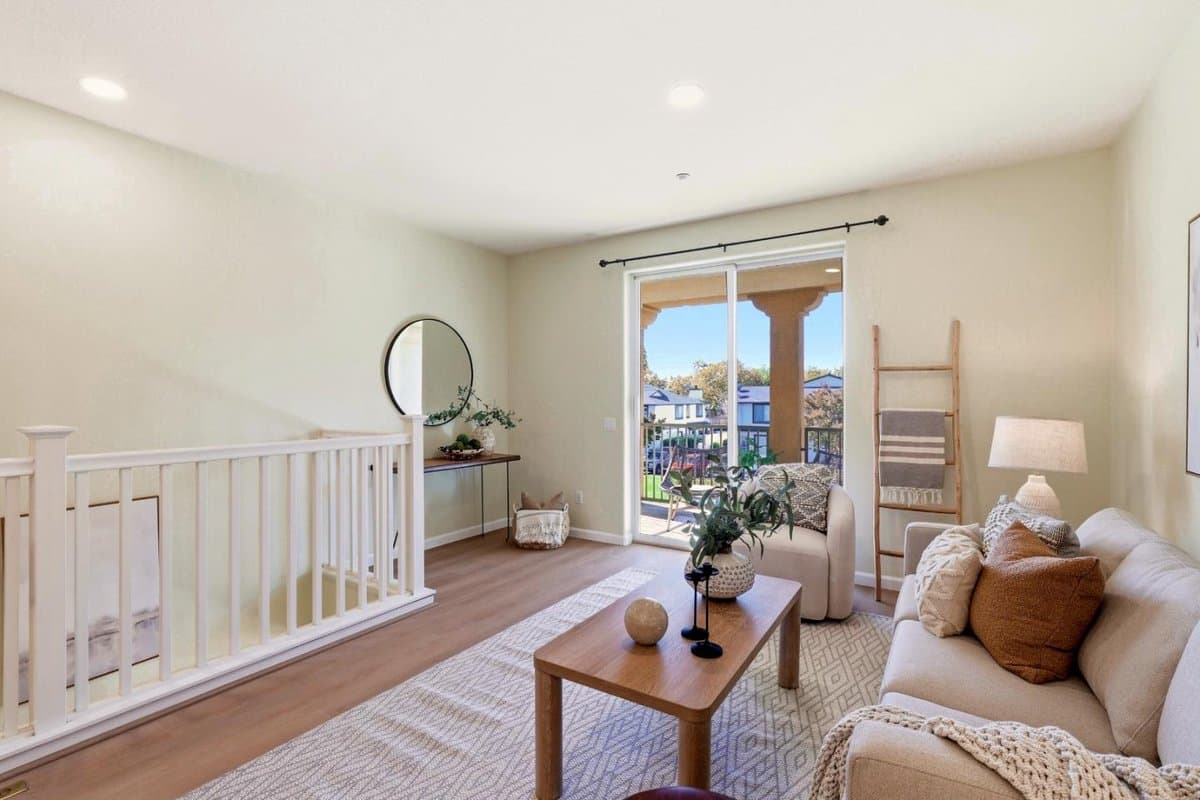 694 Cedarville Lane - Photo 5