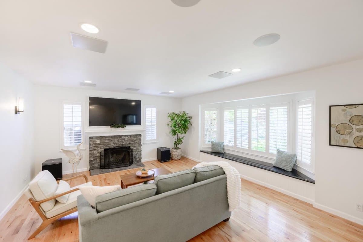 240 Bobs Lane - Photo 3